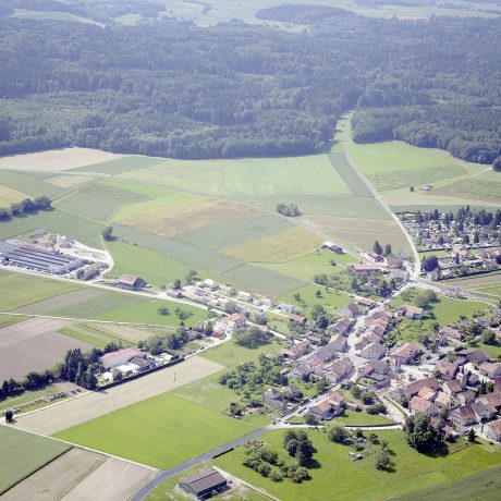 La gravière suspendue à un recours