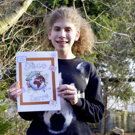 À 15 ans, elle écrit son journal pour sensibiliser à l’écologie