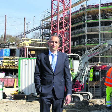 Hôtel 5 étoiles pour la Police