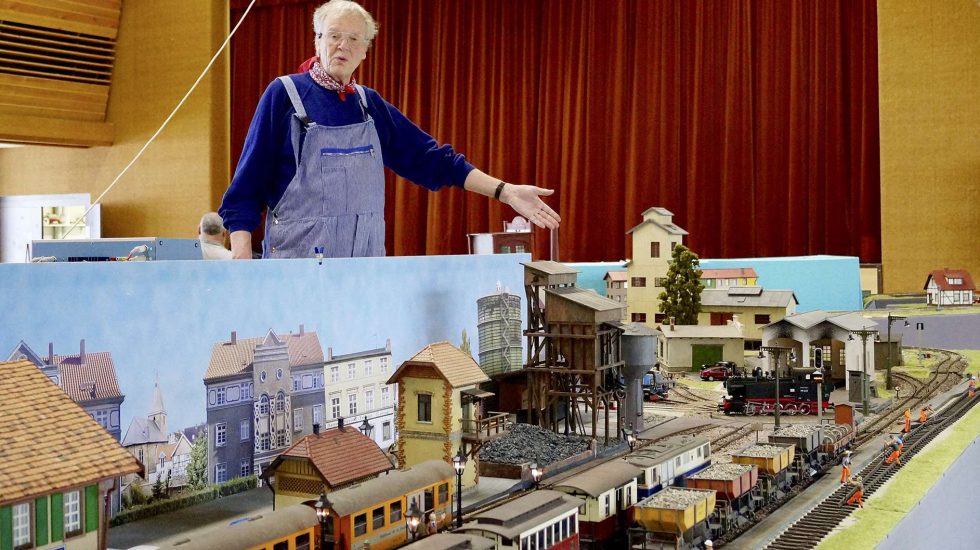 Passion géante pour trains miniatures