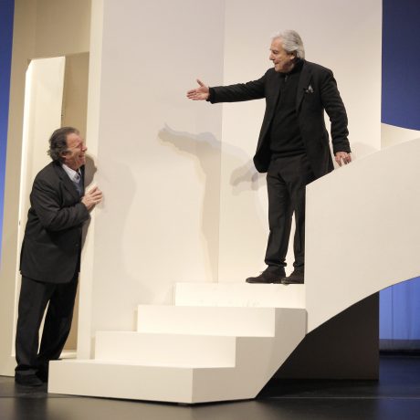 Duel de virtuoses au bas de l’escalier