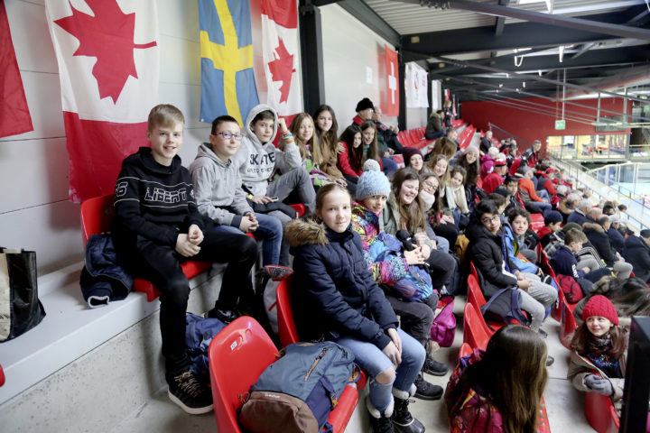 Le curling fait carton plein à Champéry