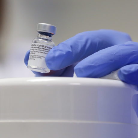 Recours contre l’homologation du vaccin de Pfizer