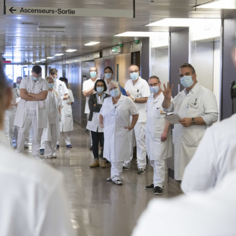 Le Canton octroie 900.- au personnel de santé