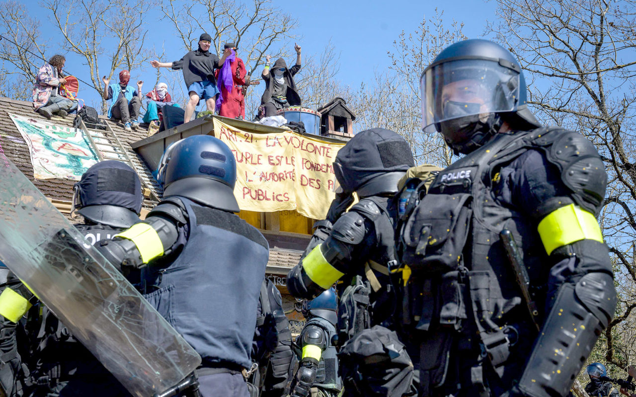 Les dernières heures de la ZAD du Mormont comme si vous y ...