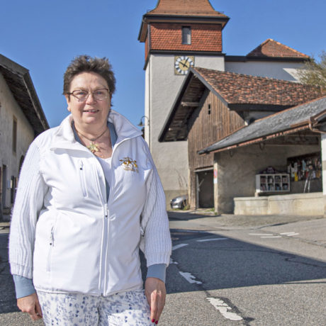 Une tisseuse de liens multifacettes