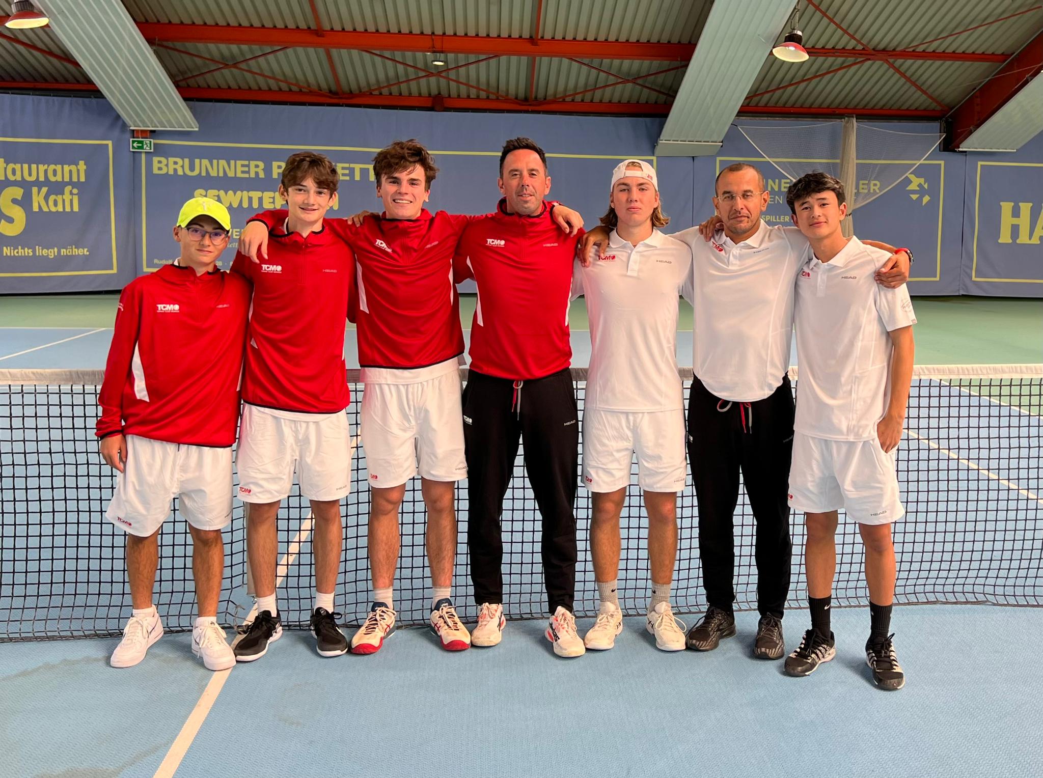 Les jeunes du tennis de Morges champions de Suisse