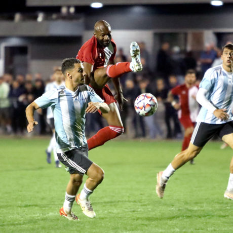 Deux clubs aux trajectoires opposées