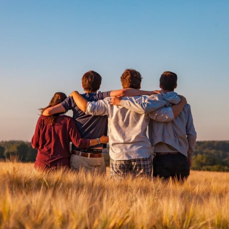 Être heureux juste pour l’exemple!