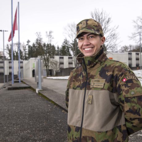 Ellyot, un transgenre dans l’armée