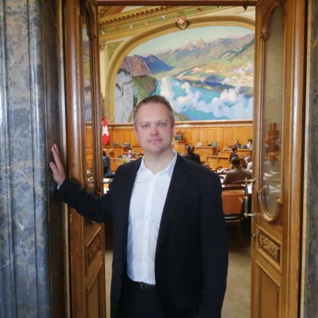 Revivez l’entrée de Raphaël Mahaim au Parlement suisse