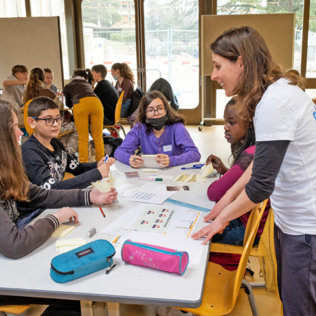 Les jeunes réfléchissent à leur avenir
