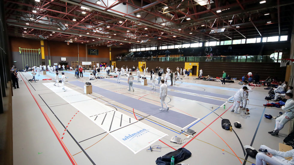 Les clubs sportifs se mobilisent avant le vote sur la patinoire