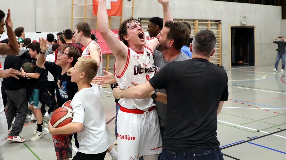 Les Red Devils joueront le titre samedi
