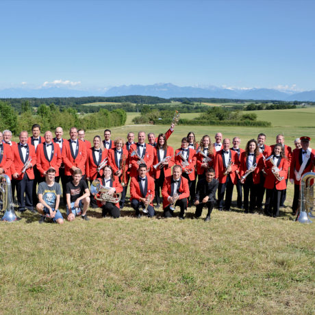 Gimel voit double grâce à sa fanfare