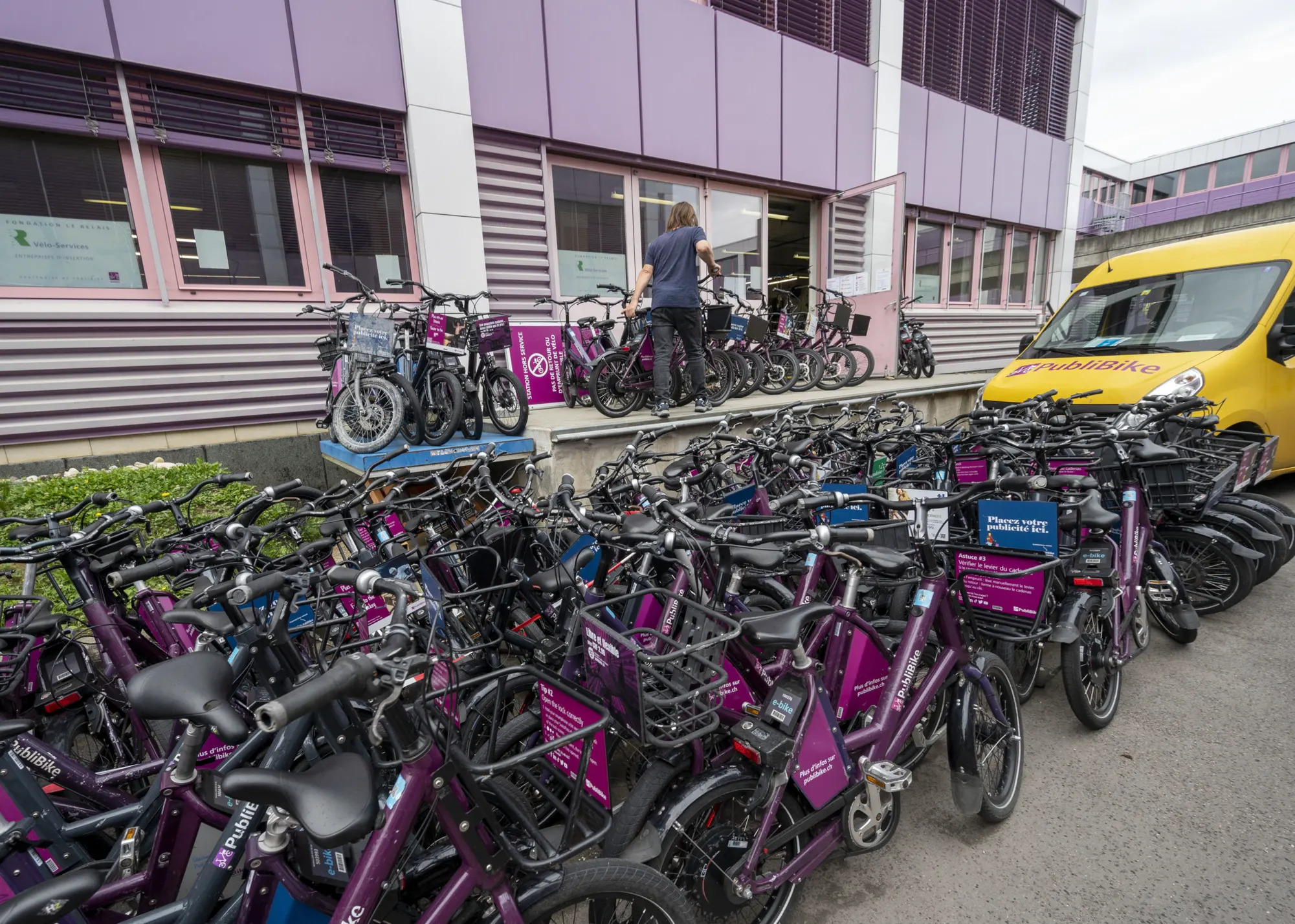 À Lonay, l’atelier de PubliBike croule sous les vélos infirmes