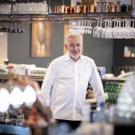 Bourreau de travail et as de l’accueil