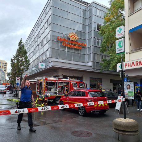 Un départ de feu maîtrisé au centre commercial des Charpentiers