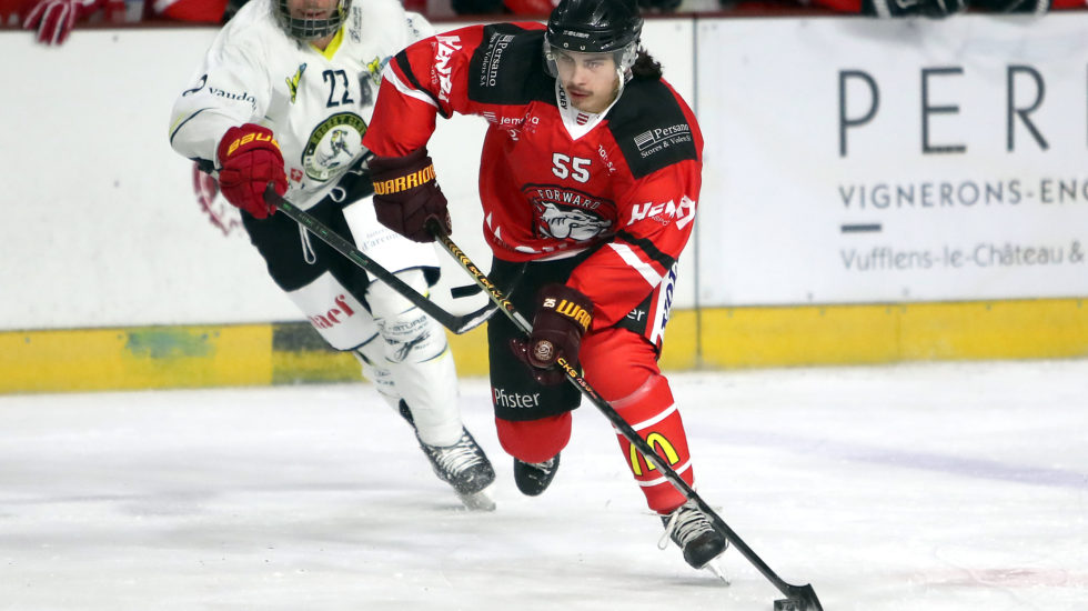 Les Bulldogs s'imposent et se rapprochent du podium