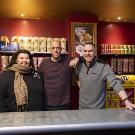 Le fidèle public des cinémas locaux