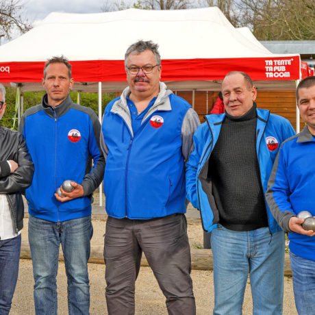 Six pistes couvertes en vue pour les boulistes