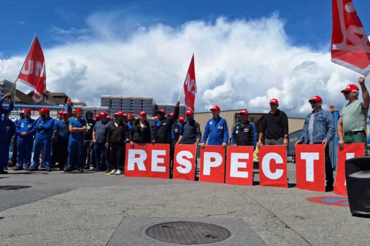 Vetropack: Les syndicats veulent geler les licenciements en attendant de négocier
