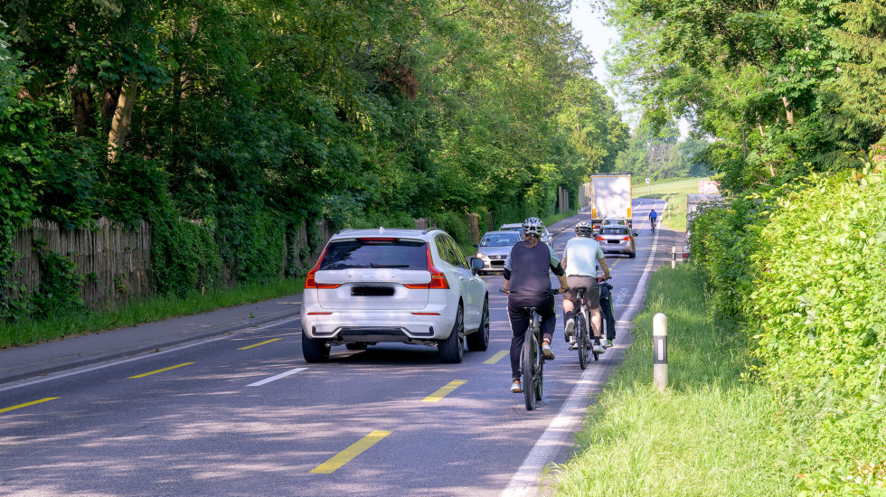 La route du lac sera adaptée aux vélos