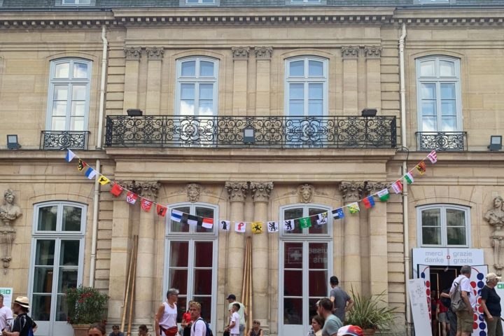 Vous arrivez à citer tous les noms des drapeaux des cantons? Photo: Rempe