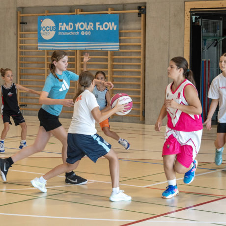 Dans un camp de basket 100% féminin: «entre filles, on se tire vers le haut»