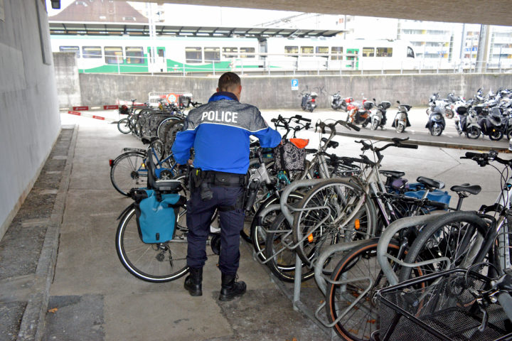 Un policier accusé d’avoir volé un vélo à la fourrière