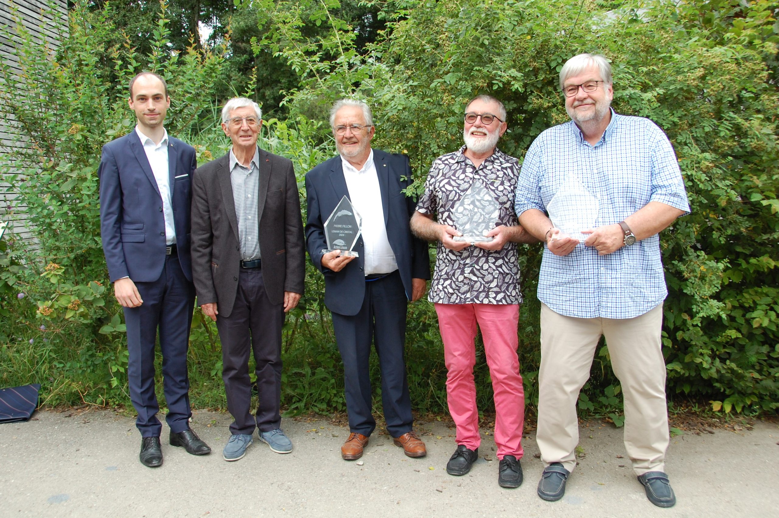 Les Rotary Clubs décorent les bienfaiteurs du Léman