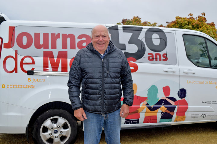 Michel Gros, de la Cave du Bon, est né au village et a été municipal. Il est venu spontanément à notre rencontre en fin de matinée.