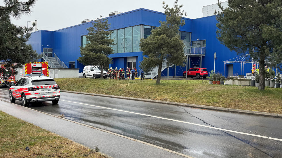 Ikea évacué à cause d'un dégagement de vapeur