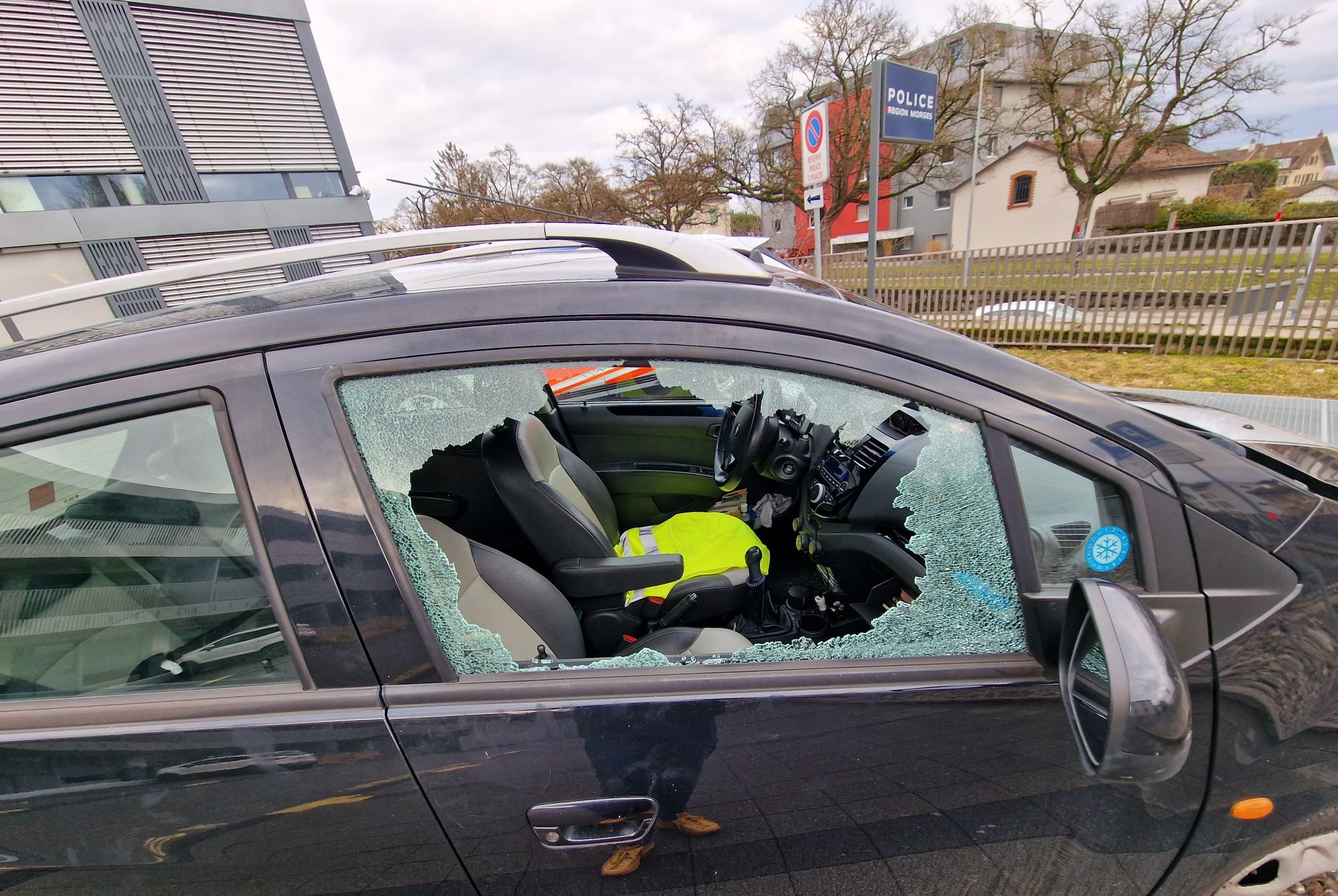 De la casse dans les parkings morgiens