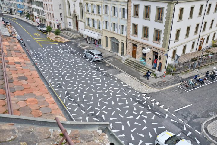 Morges: Marquage décoratif définitif sur la rue Louis-de-Savoie