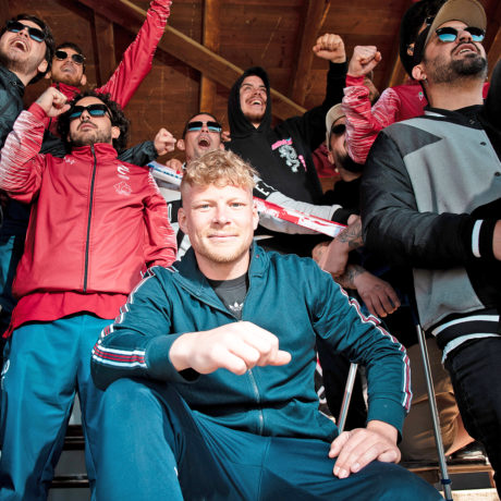 Le chef d’orchestre des supporters de Forward