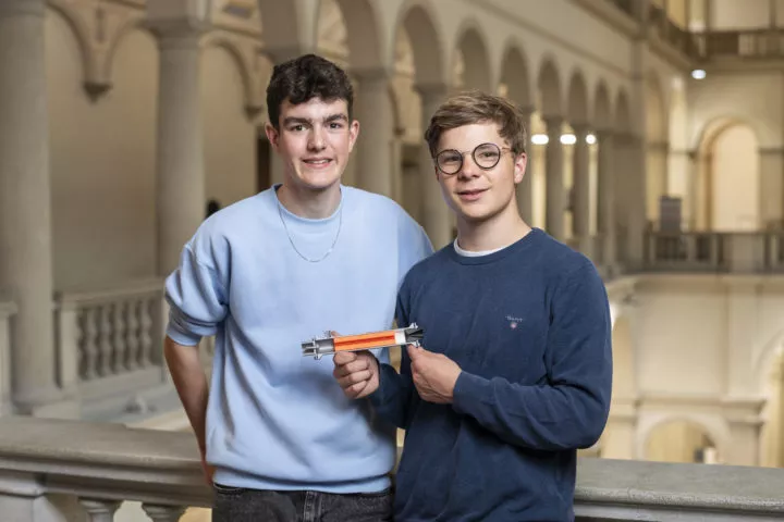 Primés pour leur moteur de fusée