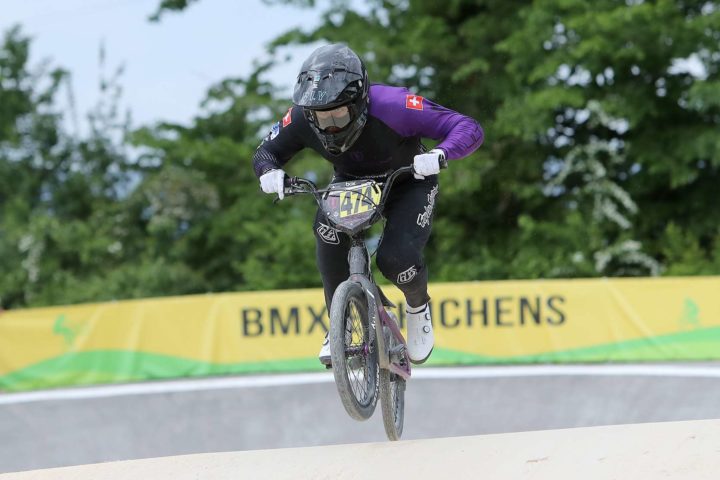Cette photo Coupe_de_Suisse_BMX_2025_22.jpg, a été réduite de 94.44 % le Lundi 05 Mai 2025 à 10:05 par Emjysoft Photo Réducteur v6.0 à télécharger sur https://www.emjysoft.com/