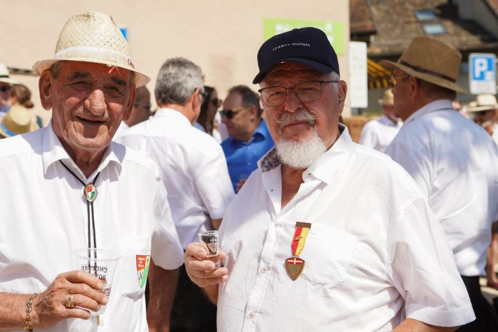 Cette photo AbbayeLonay_2025_10.jpg, a été réduite de 98.47 % le Lundi 23 Juin 2025 à 15:06 par Emjysoft Photo Réducteur v6.0 à télécharger sur https://www.emjysoft.com/