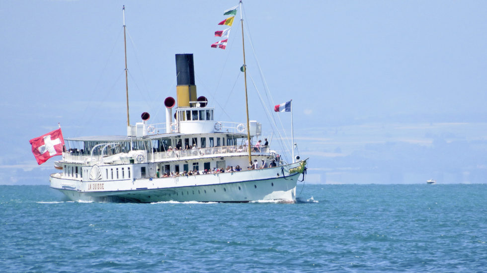 La CGN aimerait acheter 10 bateaux