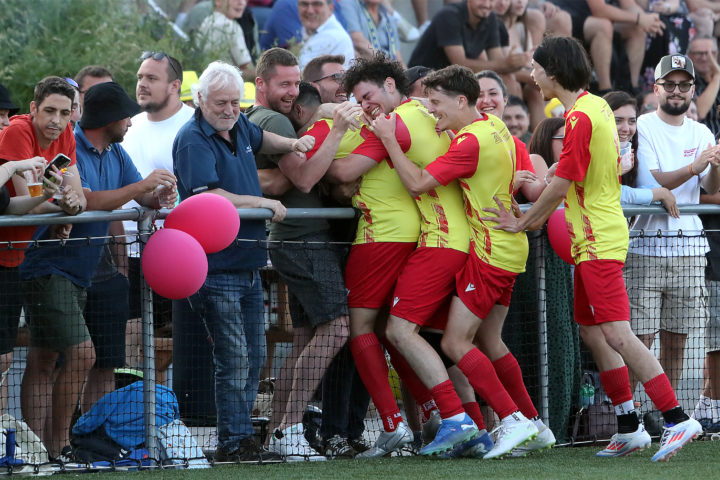 La deux de Lonay fête déjà sa promotion en 3e ligue