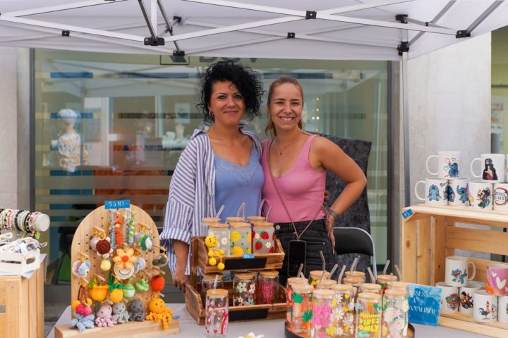 Cette photo MarchéPrintemps_2025_02.jpg, a été réduite de 97.92 % le Lundi 16 Juin 2025 à 11:06 par Emjysoft Photo Réducteur v6.0 à télécharger sur https://www.emjysoft.com/
