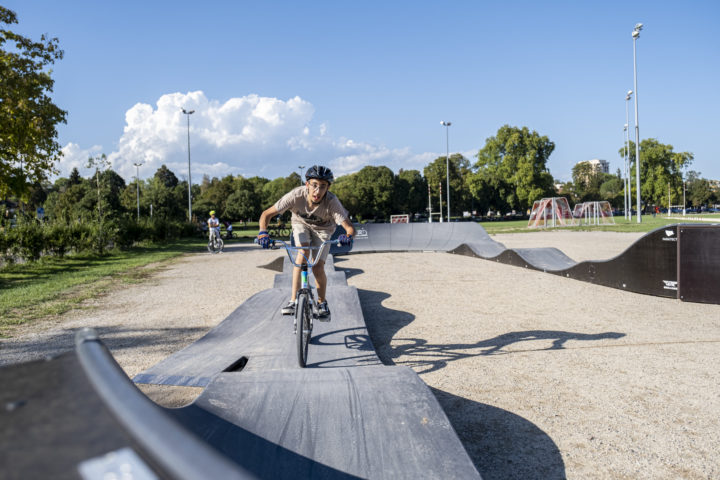 Les cantons romands critiquent la baisse fédérale du programme Jeunesse et Sport