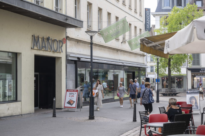Le grand mikado des centres commerciaux
