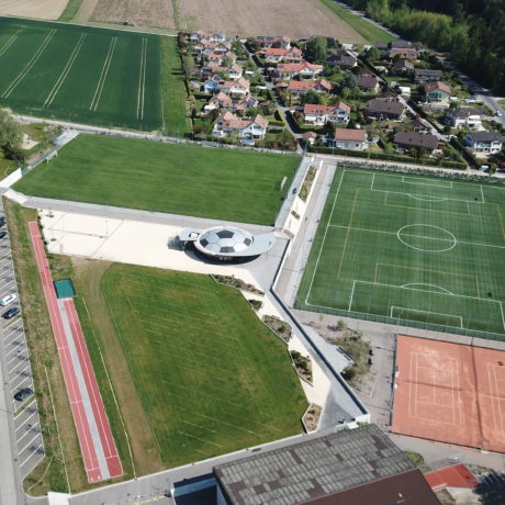 Trois buvettes de clubs cambriolées durant le week-end