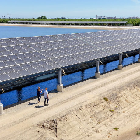 Ça ira mieux demain… Des panneaux pour économiser de l’eau