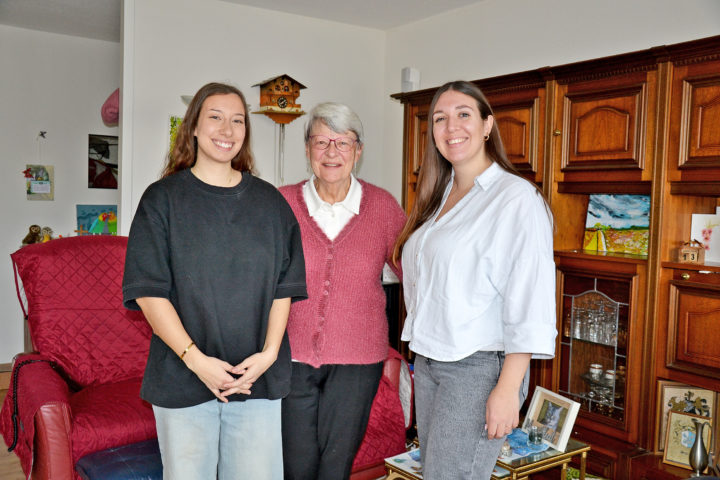 Le projet de colocation qui unit les jeunes et les seniors