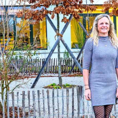 Elle cultive la flamme de la curiosité