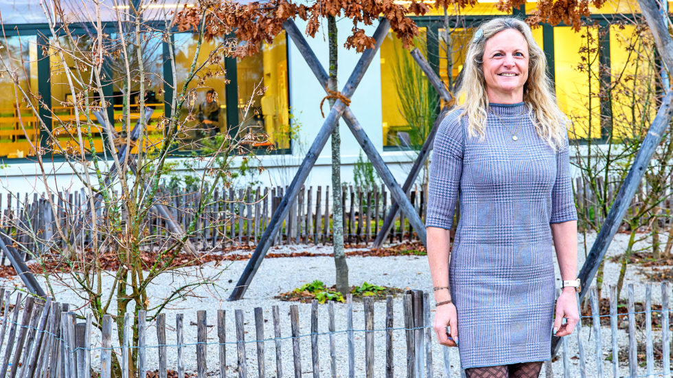 Elle cultive la flamme de la curiosité