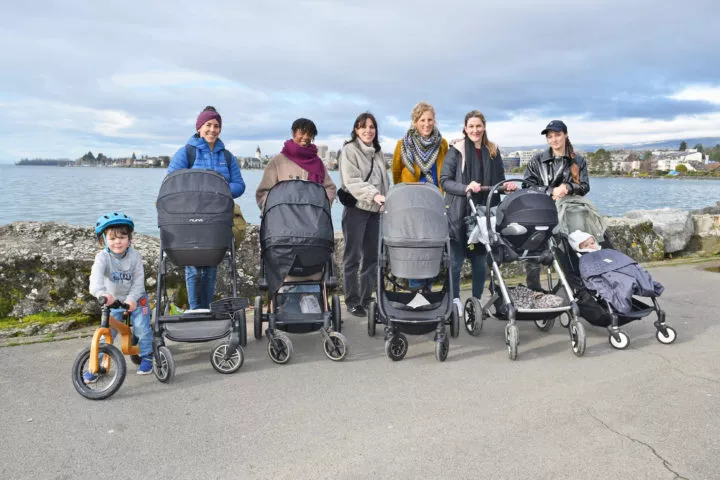 Marcher en poussette pour partager leur vécu